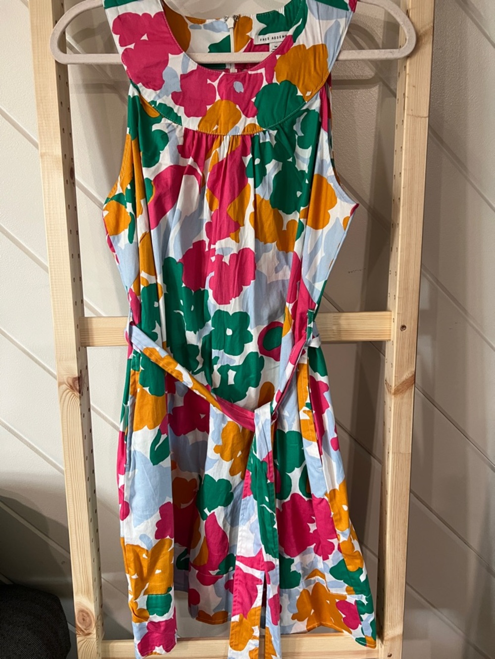 Floral Print Tie-Waist Mini Dress in Multicolor
